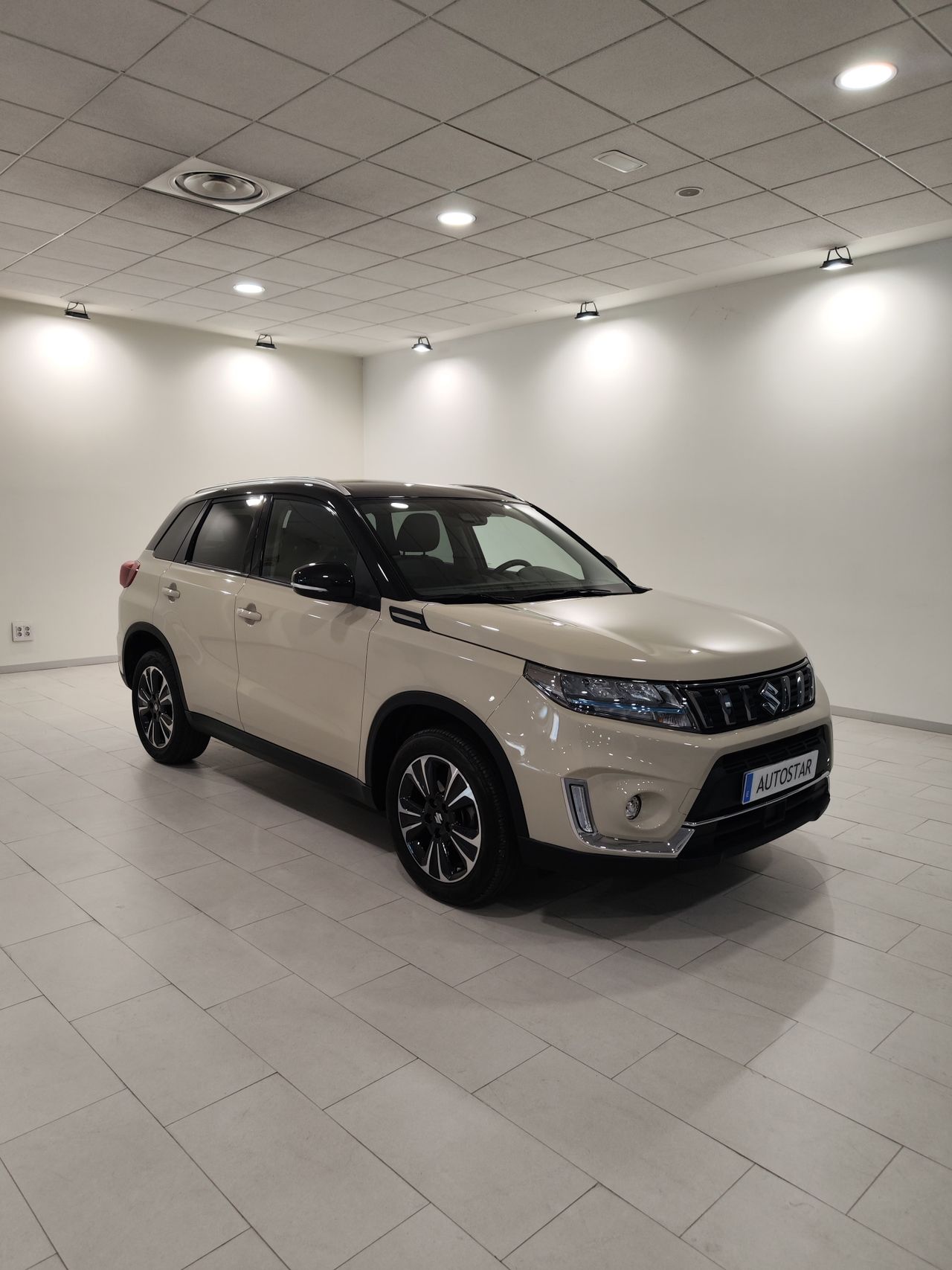 Suzuki Vitara 1.5 GLX Strong Hybrid Auto  - Foto 1