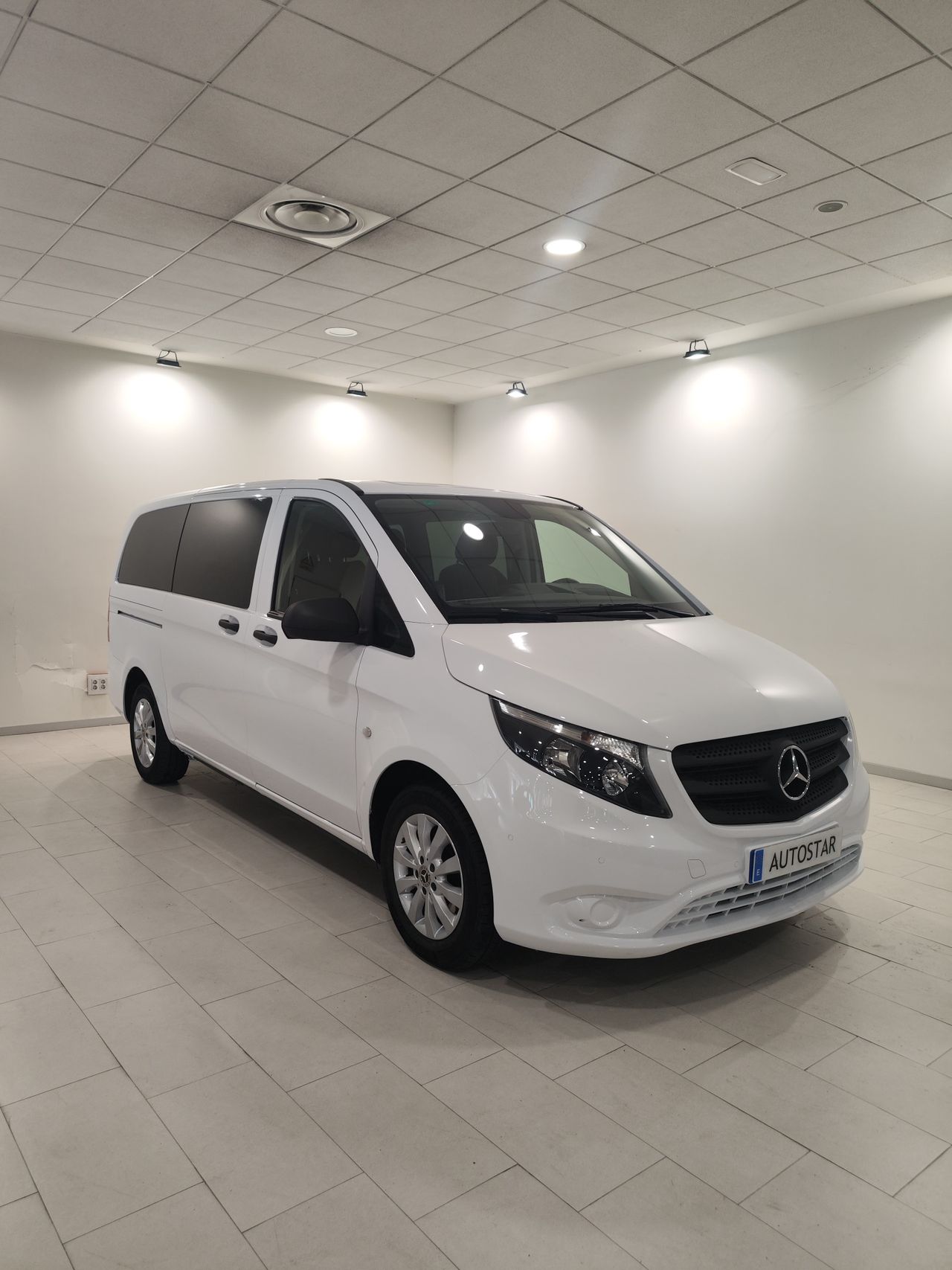 Mercedes Vito Tourer CDi Select Larga 9G Tronic 136CV   - Foto 1