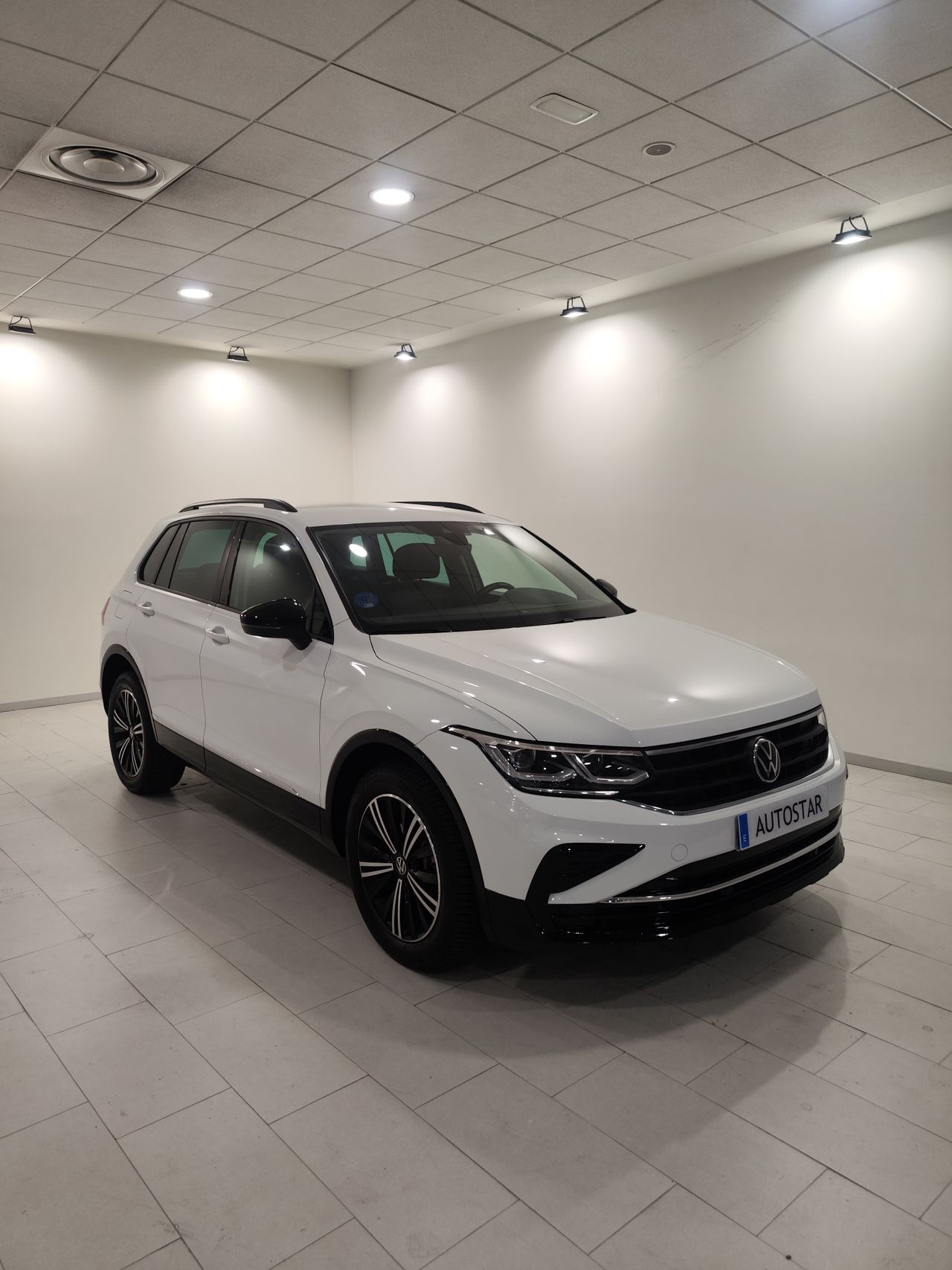 Volkswagen Tiguan Life 1.4 TSI eHybrid 180kW (245CV) DSG  - Foto 1