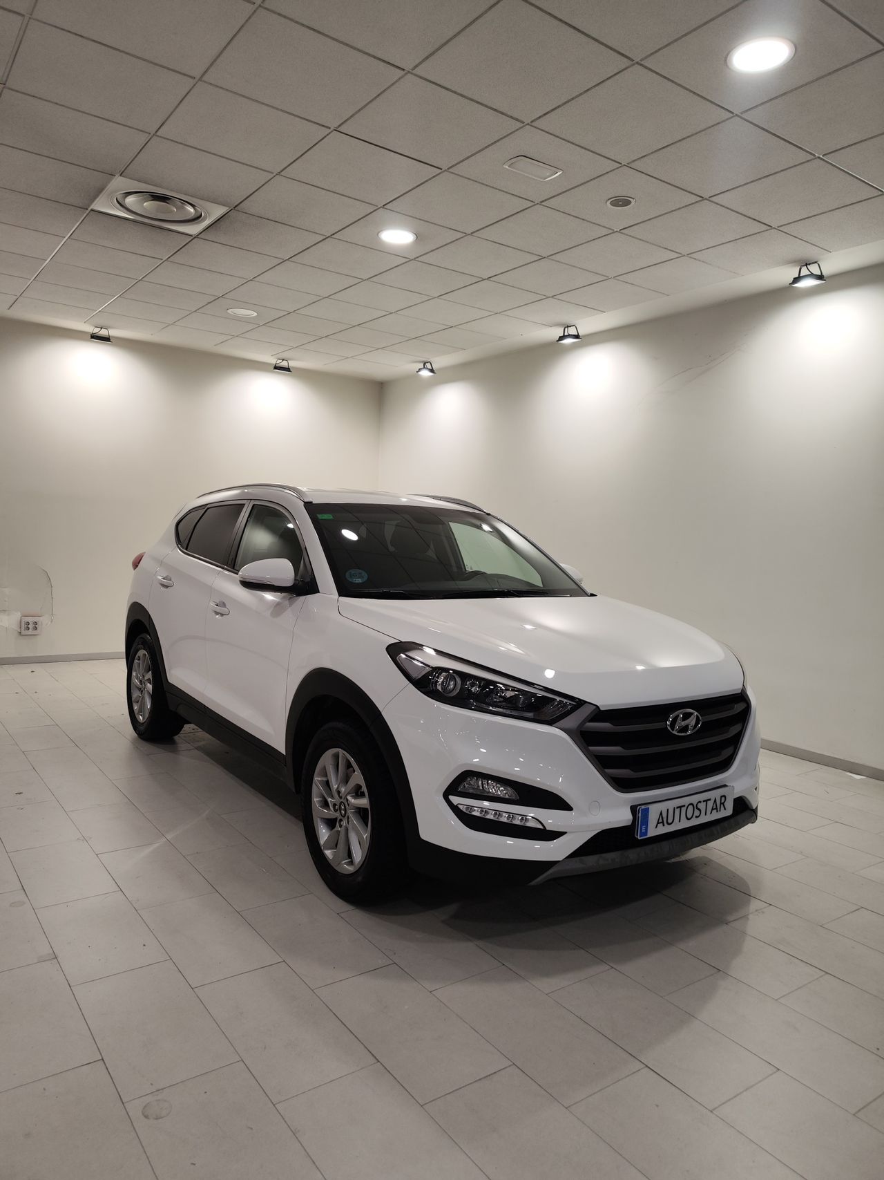 Hyundai Tucson 1.6 GDi BlueDrive Essence 4x2  - Foto 1