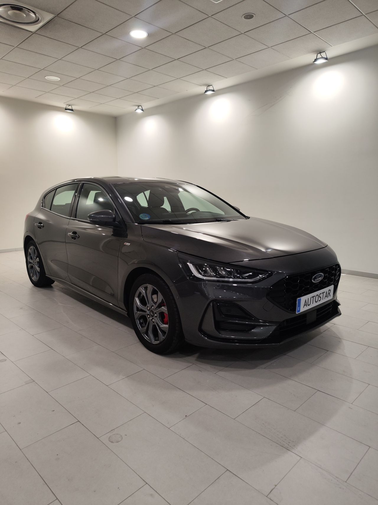 Ford Focus 1.0 Ecoboost MHEV 92kW ST-Line  - Foto 1