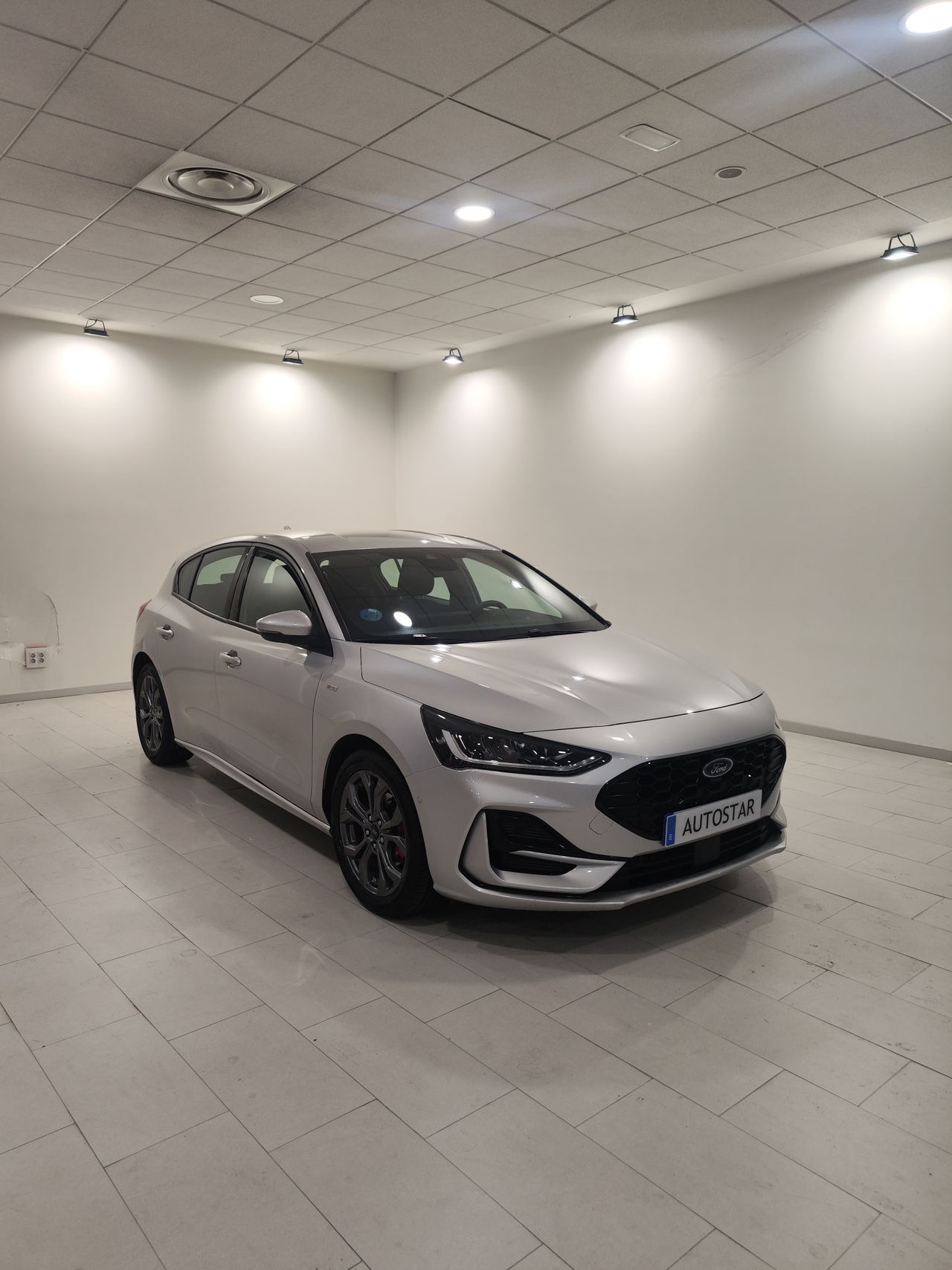 Ford Focus 1.0 Ecoboost MHEV 92kW ST-Line  - Foto 1