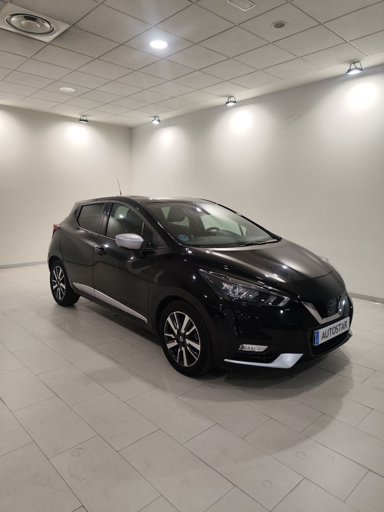 Nissan Micra IG-T 68 kW (92 CV) E6D-F N-Design Black  - Foto 1