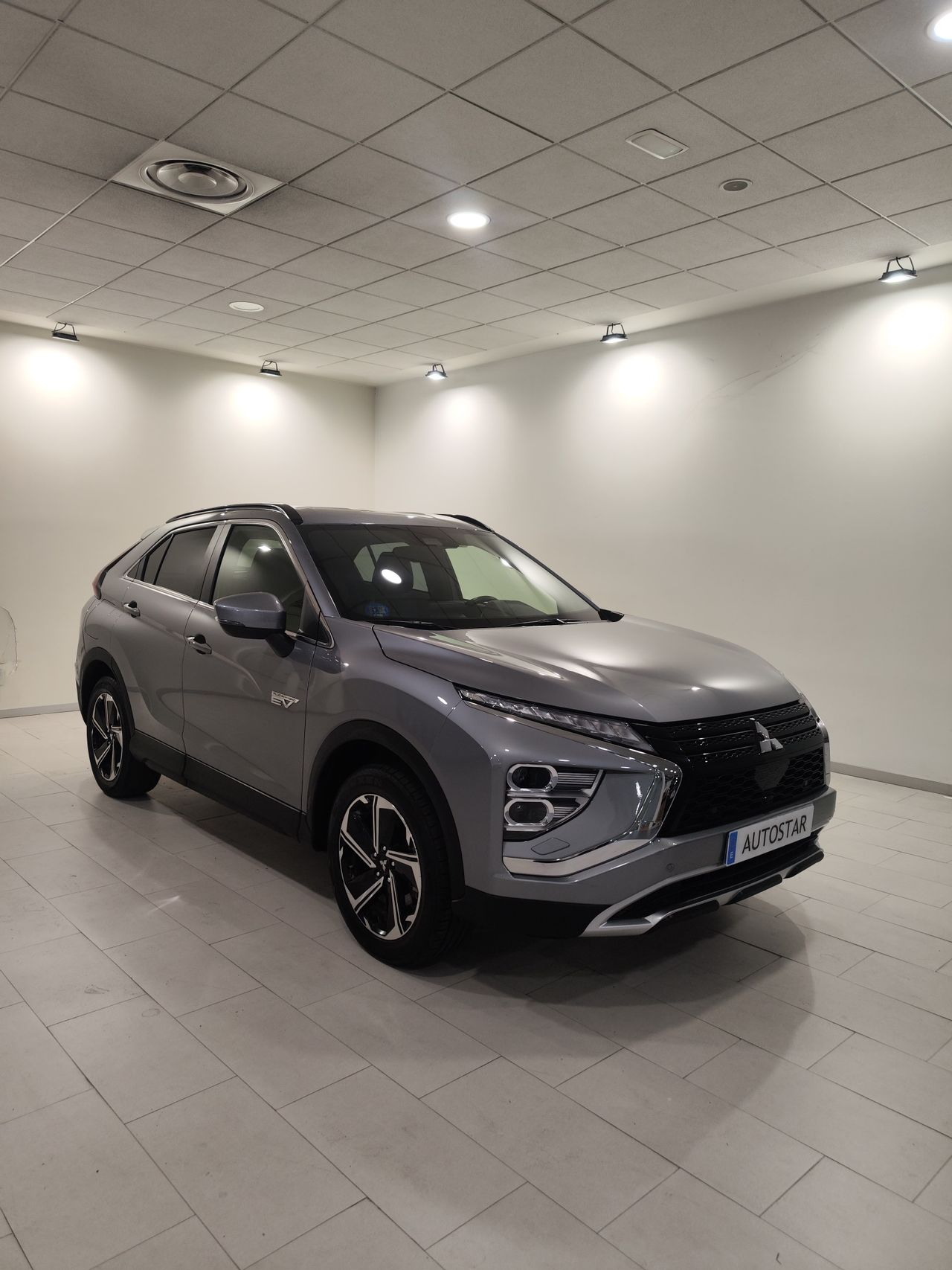 Mitsubishi Eclipse Cross 2.4 PHEV Kaiteki Auto 4WD  - Foto 1