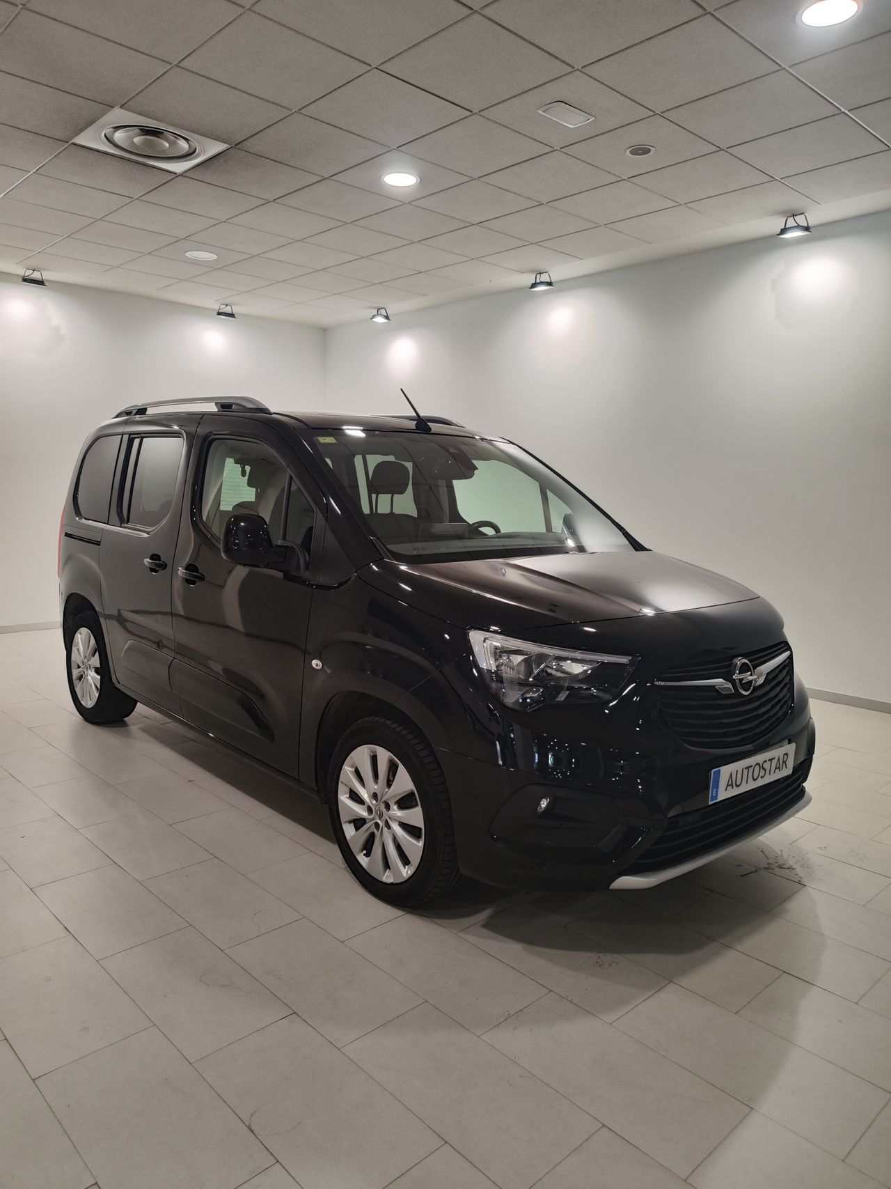 Opel Combo 1.5 TD 96kW (130CV) S/S Innovation L Aut  - Foto 1