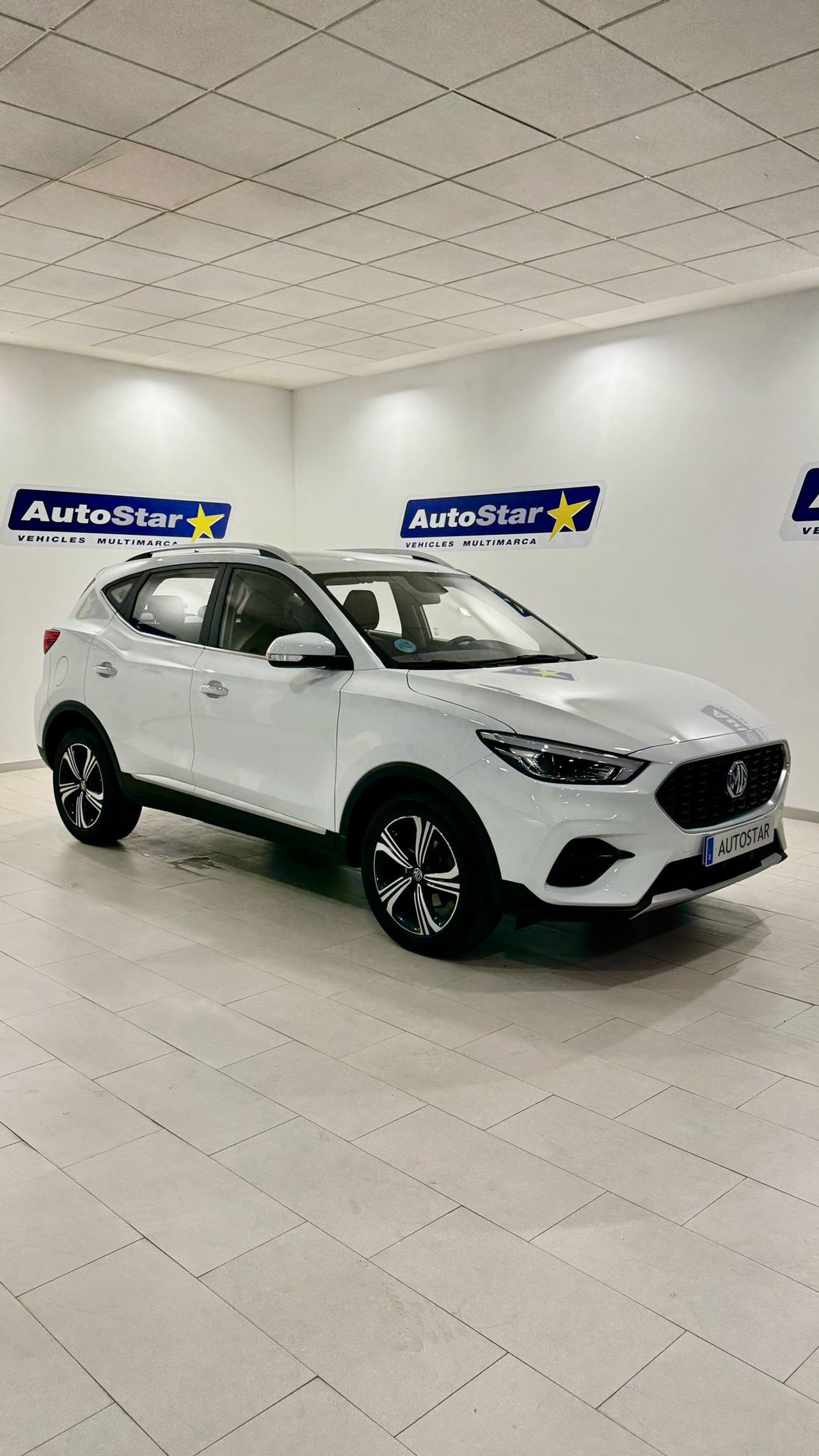 MG ZS 1.0T Luxury Auto  - Foto 1