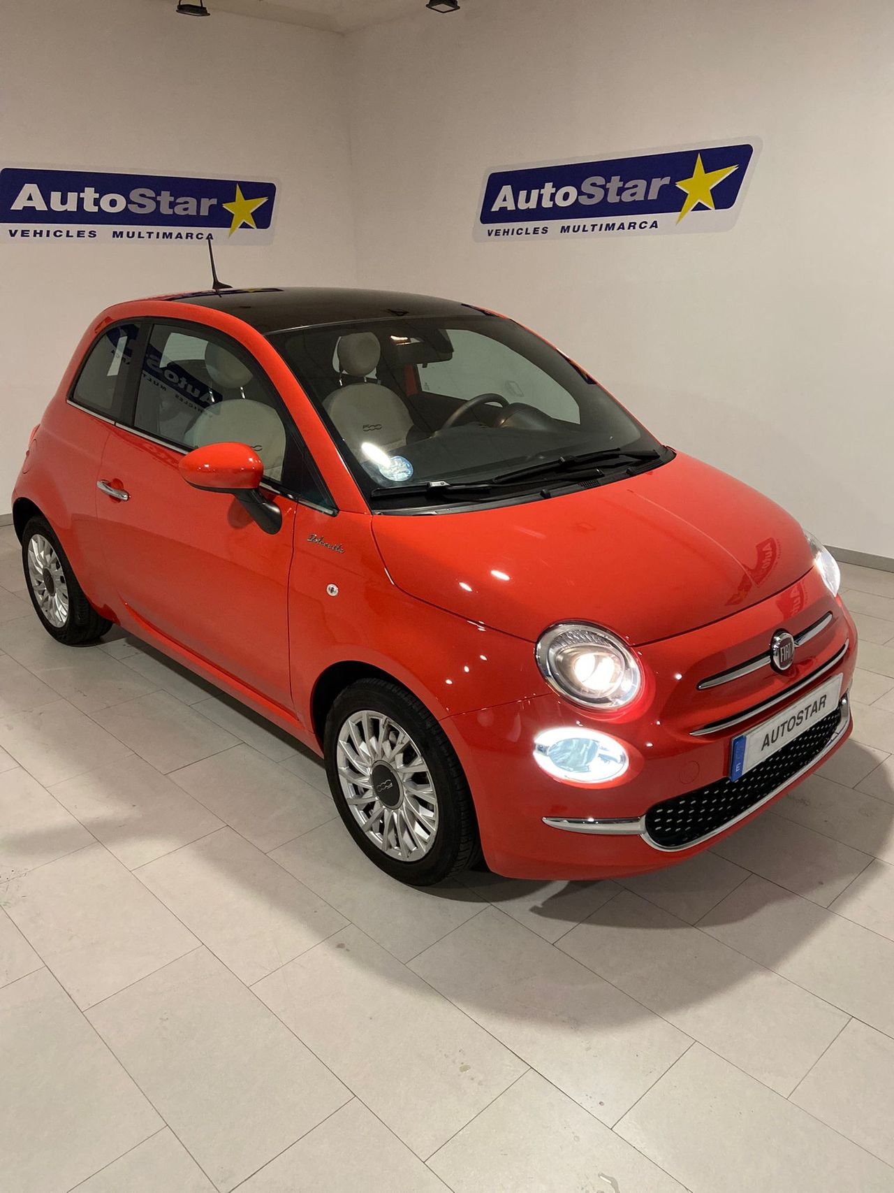 Fiat 500 Dolcevita 1.0 Hybrid 51KW (70 CV) 2 años de Garantía  - Foto 1