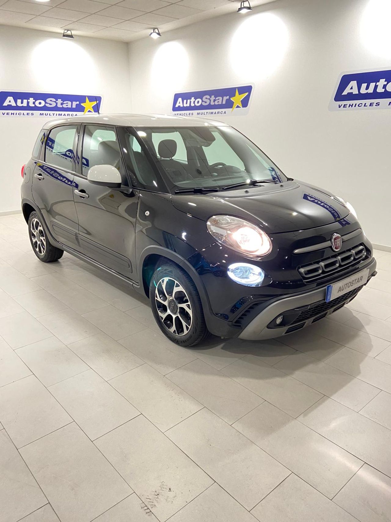 Fiat 500L Cross 1.4 16v 70 kW (95 CV) S&S  - Foto 1