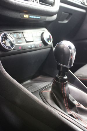 Ford Fiesta 1.0 EcoBoost MHEV 92kW(125CV) ST-Line 5p - Foto 18