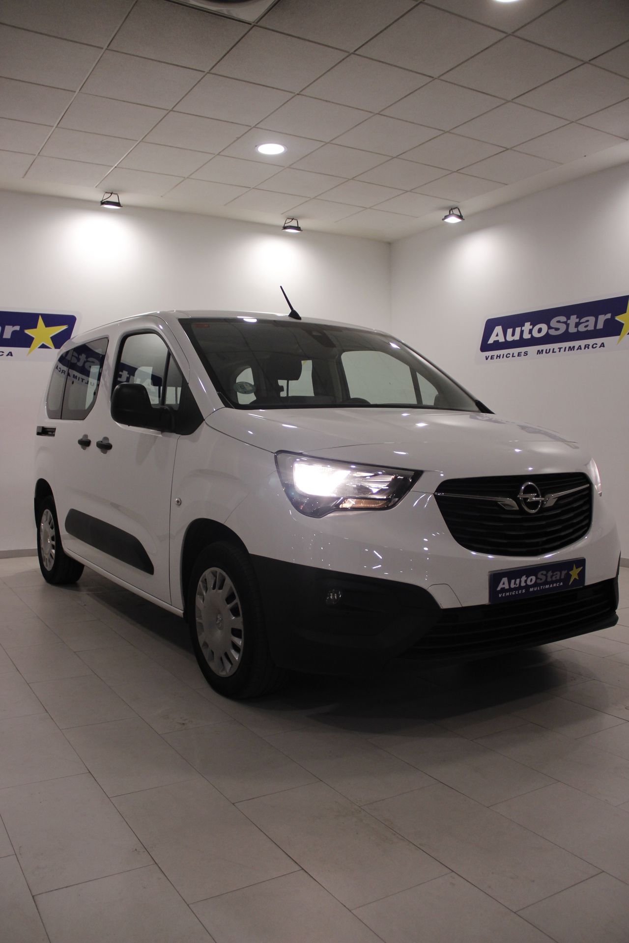 Opel Combo 1.5 TD 75kW (100CV) S/S Elegance XL  - Foto 1