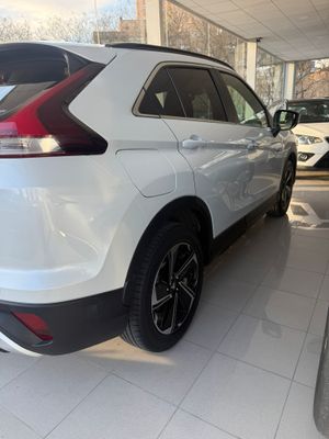 Mitsubishi Eclipse Cross 2.4 PHEV Kaiteki Auto 4WD - Foto 4