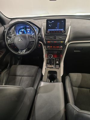 Mitsubishi Eclipse Cross 2.4 PHEV Kaiteki Auto 4WD - Foto 10