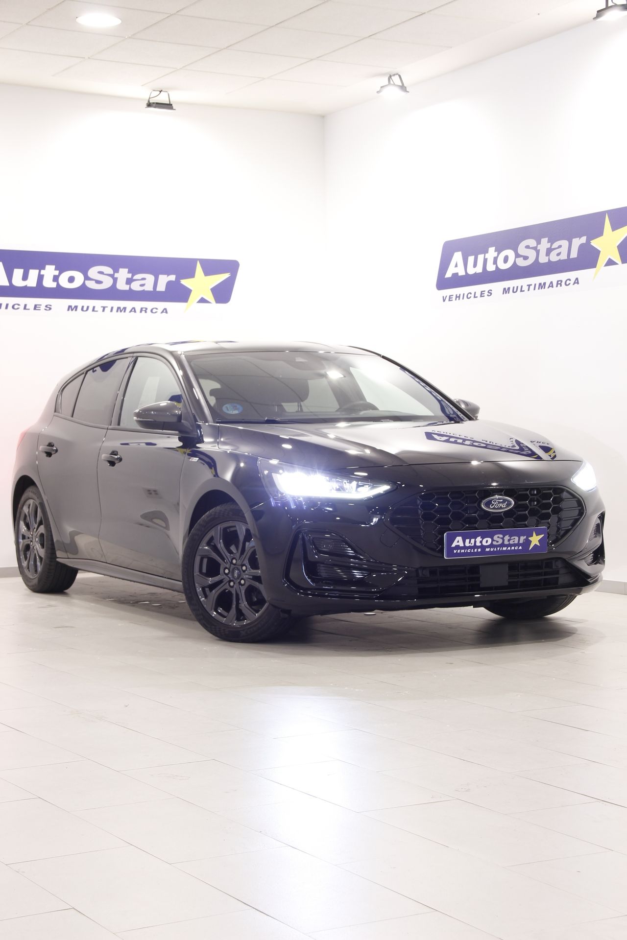 Ford Focus 1.0 Ecoboost MHEV 92kW ST-Line  - Foto 1