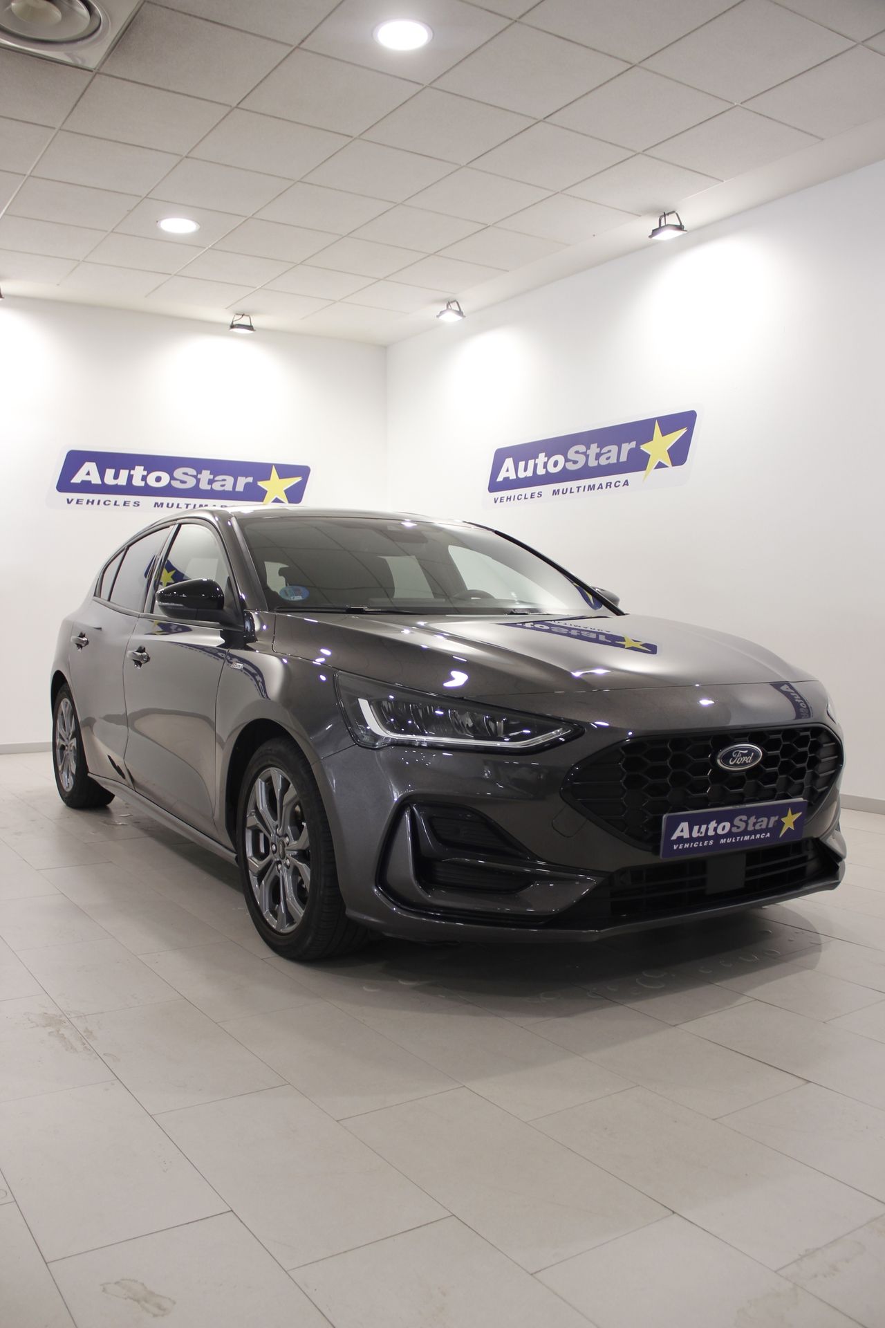 Ford Focus 1.0 Ecoboost MHEV 114kW ST-Line  - Foto 1