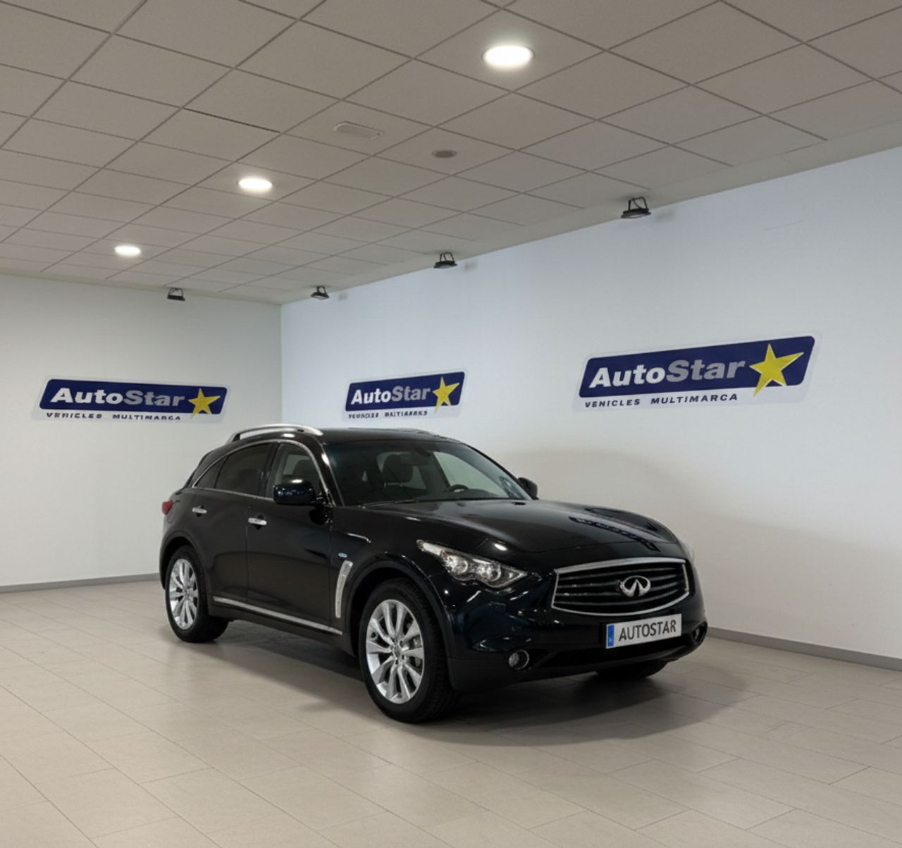 Infiniti FX 30d S  - Foto 1