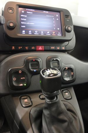 Fiat Panda 1.0 GSE RED HYBRID - Foto 10