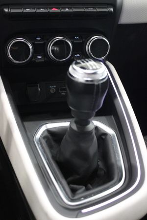 Renault Clio Techno TCe 103 kW (140 CV) - Foto 17