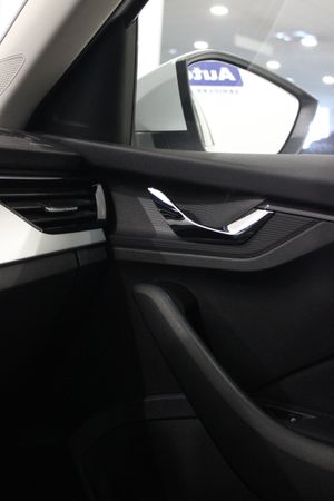 Skoda Kamiq Selection 1.5 TSI 110 kW (150 CV) DSG - Foto 17
