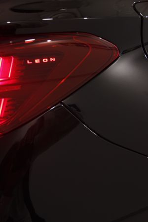 Cupra León 5p 1.5 eTSI 110 kW (150 CV) DSG - Foto 12