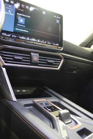 Cupra León 5p 1.5 eTSI 110 kW (150 CV) DSG - Foto 19