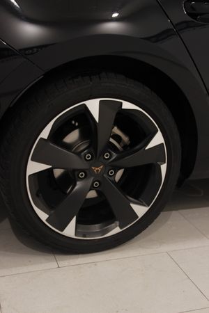 Cupra León 5p 1.5 eTSI 110 kW (150 CV) DSG - Foto 23