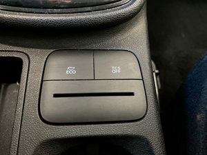 Ford Fiesta 1.0 - Foto 16