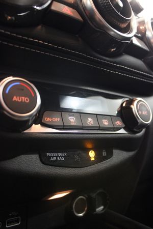 Nissan Juke DIG-T N-CONNECTA DCT 4X2 - Foto 11