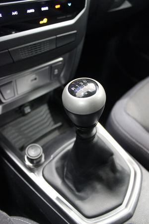 SsangYong Tivoli G12T URBAN PLUS 4X2 - Foto 17