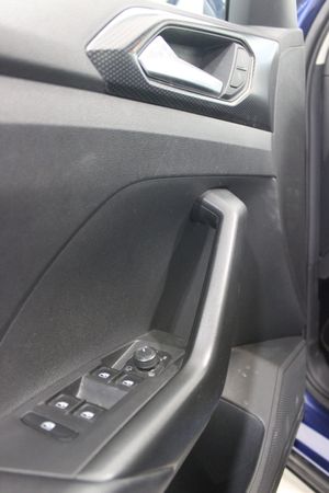 Volkswagen T-Cross 1.0 TSI ADVANCE DSG7 - Foto 22