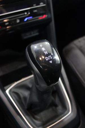 Volkswagen T-Cross 1.0 TSI ADVANCE DSG7 - Foto 21