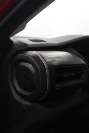 Jeep Avenger 1.2 T G ALTITUDE - Foto 10