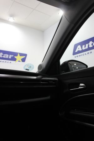 Jeep Avenger 1.2 T G ALTITUDE - Foto 24