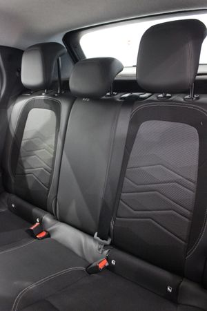 Jeep Avenger 1.2 T G ALTITUDE - Foto 22