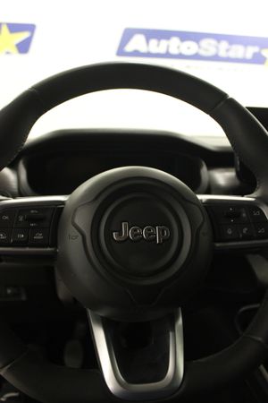 Jeep Avenger 1.2 T G ALTITUDE - Foto 11