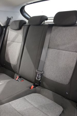 Kia Stonic 1.0TGFI MHEV IMT CONCEPT - Foto 17