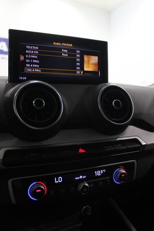 Audi Q2 Advanced 30 TFSI 81 kW (110 CV) - Foto 19