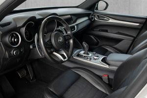 Alfa Romeo Stelvio 2.2 Diesel 154 kW (210 CV) Veloce AT AWD - Foto 5