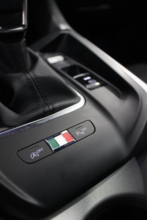 Alfa Romeo Tonale 1.6 Diesel 130 TCT Sprint - Foto 20