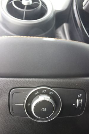 Alfa Romeo Tonale 1.6 Diesel 130 TCT Sprint - Foto 9