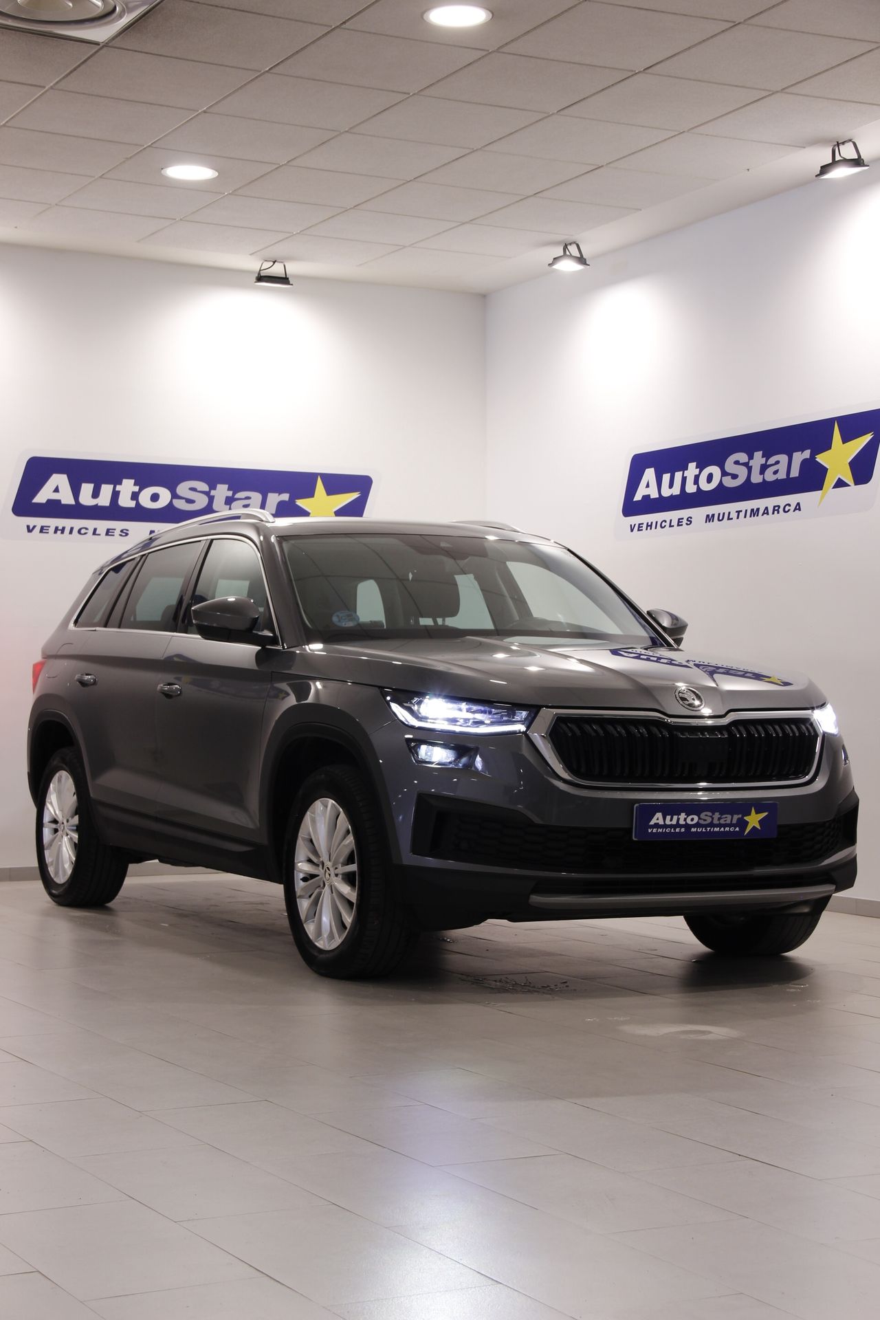 Skoda Kodiaq Selection 1.5 TSI mHEV 150 CV DSG 7 asientos - Foto 1