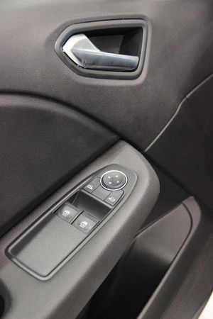 Renault Clio Equilibre TCe 67 kW (91 CV) - Foto 10