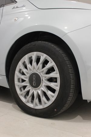 Fiat 500 Dolcevita 1.0 Hybrid 51 kW (70 CV) - Foto 19