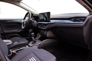 Ford Focus Active Berlina 1.0 EcoBoost MHEV 114 kW - Foto 17