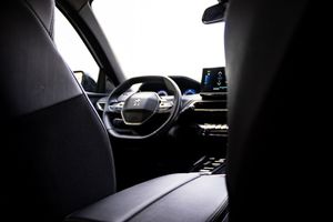 Peugeot 3008 Allure Pack Hybrid 136 e-DCS6 - Foto 18