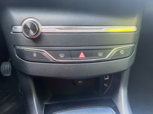 Peugeot 308 5p Active 1.2 PureTech 110 S&S - Foto 14