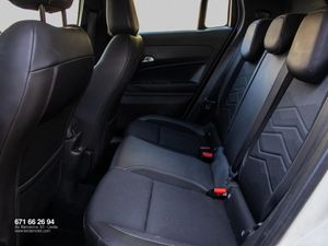 Jeep Avenger 1.2 Turbo 100 CV Altitude - Foto 15