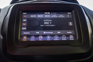 Jeep Renegade 1.3 Night Eagle DCT Turbo 4x2 - Foto 14