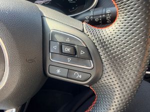 MG ZS Luxury 1.5 VTI-tech - Foto 12