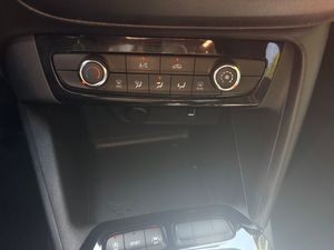 Opel Corsa 1.2T 74 kW - Foto 15