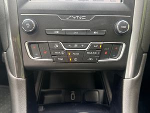 Ford Mondeo 5 puertas Titanium 2.0 TDCi 110 kW - Foto 16